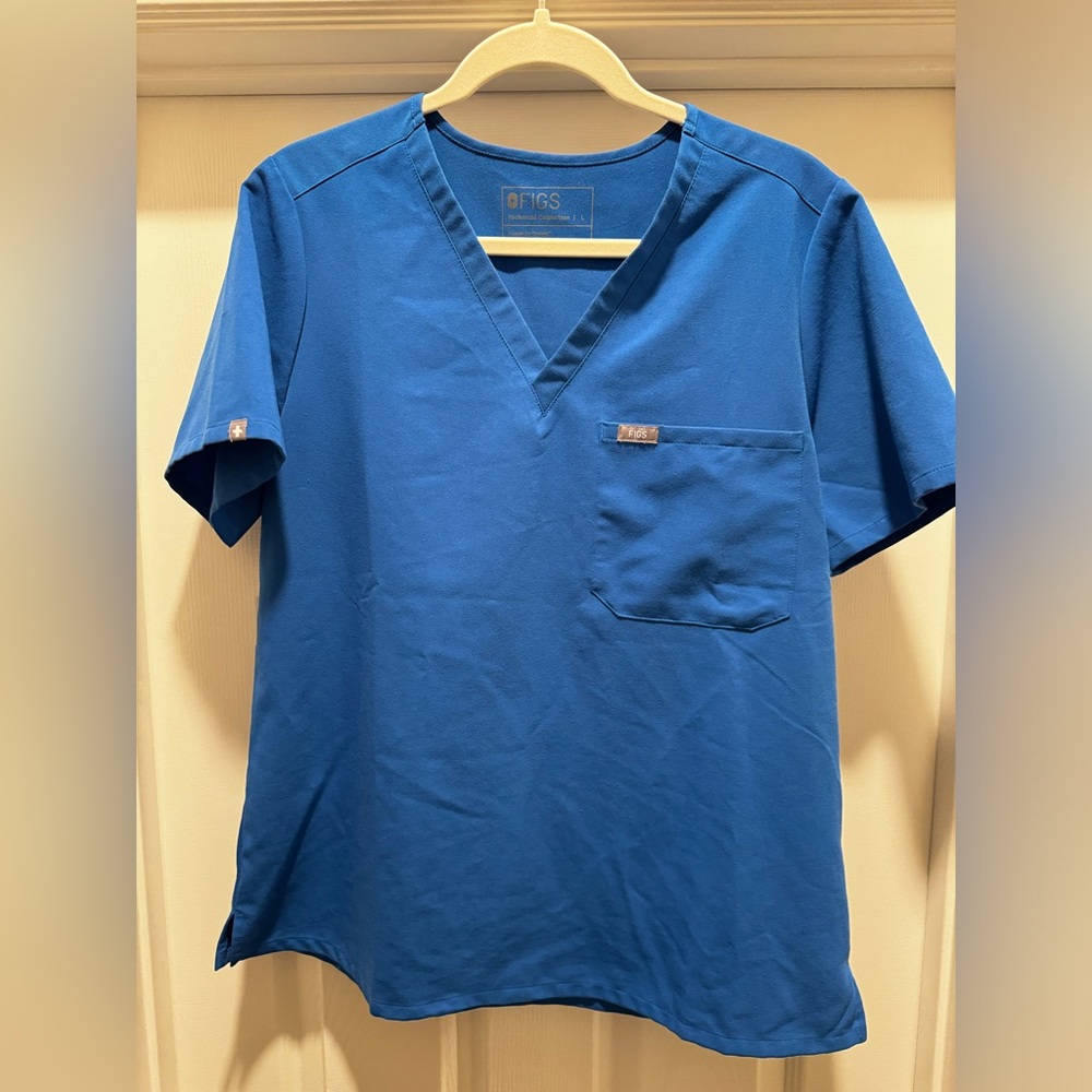 FIGS Catarina One-Pocket Scrub Top